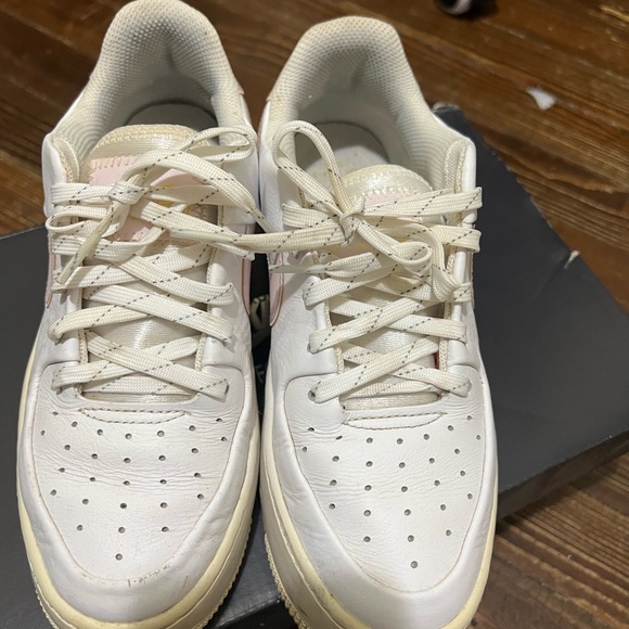 Nike Air Force 1 Sage Low leather trainers White/Pink - Picture 5 of 8